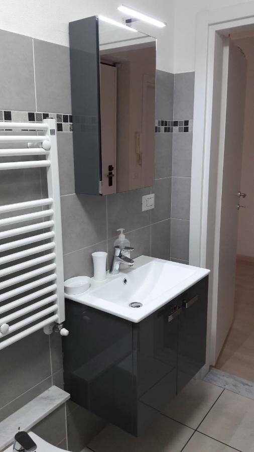 Residenza Lux Fronte Mare Daire Vado Ligure Dış mekan fotoğraf